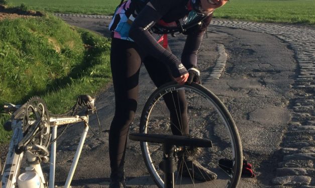Paris-Roubaix ou comment changer un chambre à air!